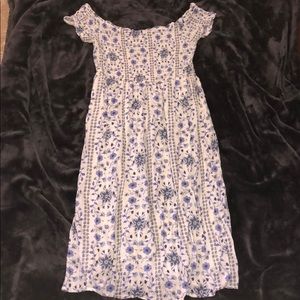 CUTE WHITE FLORAL MIDI DRESS